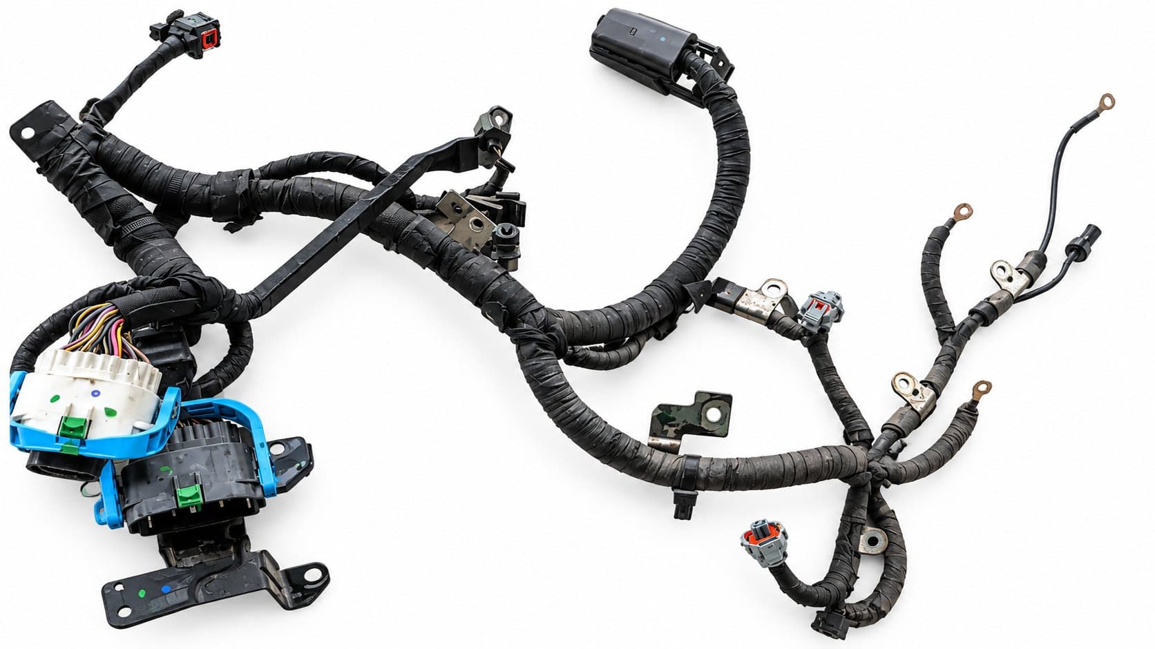 Upper engine harness before its complete refresh